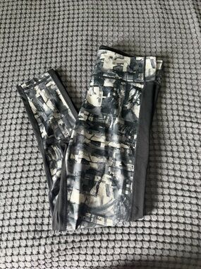 Adidas Leggings. Size L